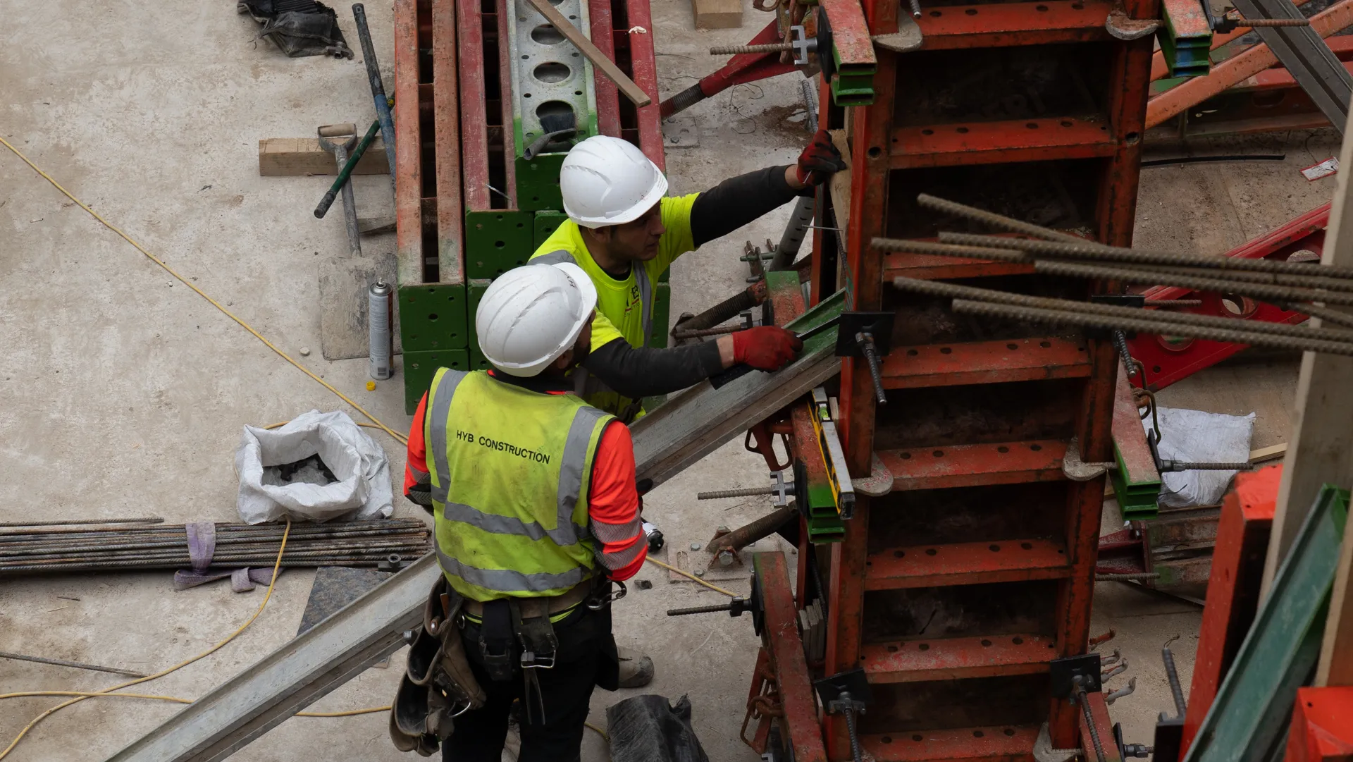 HYB carpenters fixing column formwork